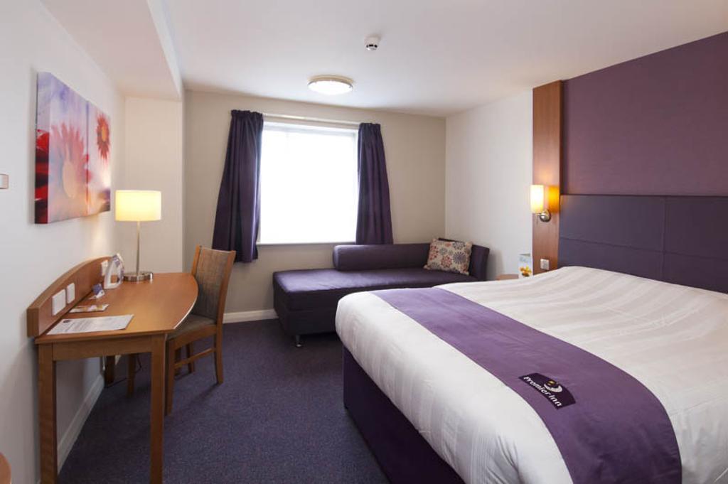 Premier Inn Birmingham City - Waterloo St Ruang foto