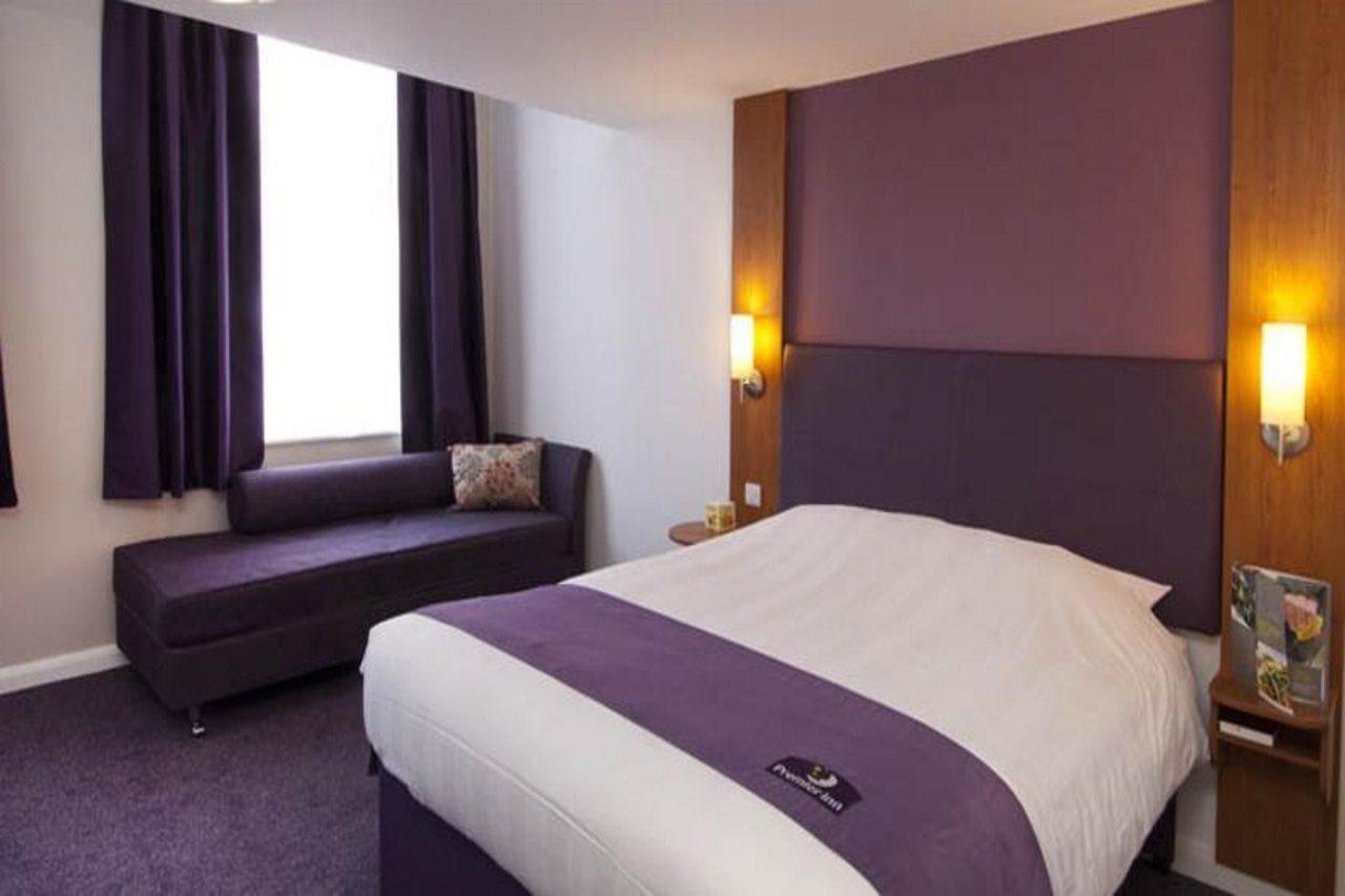 Premier Inn Birmingham City - Waterloo St Bagian luar foto